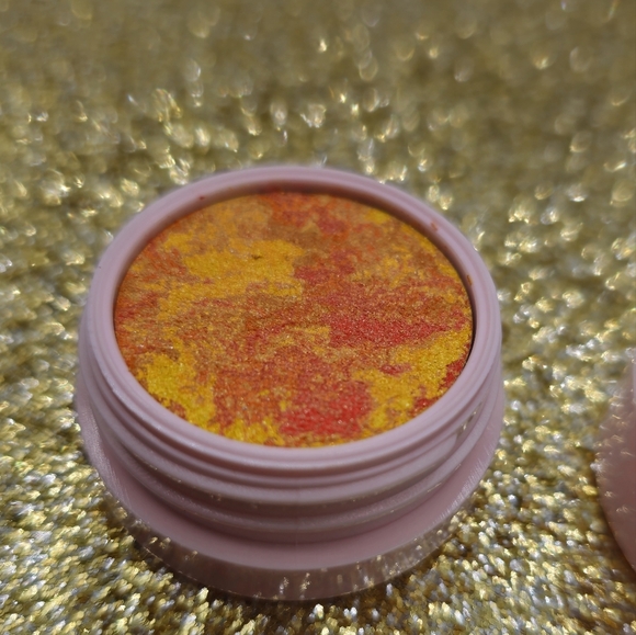 Colourpop Supernatural Super Shock Shadow - Picture 5 of 5